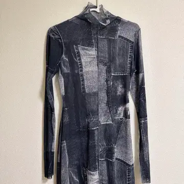 ZARA 메쉬 데님풍 프린트 긴팔 롱 원피스 여성용 M 사이즈