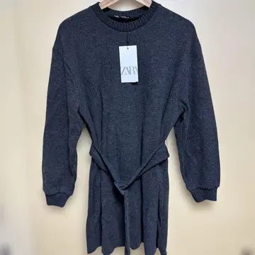 ZARA 다크 그레이 긴팔 니트 원피스