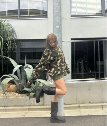 카모 패턴 HTH camo 맨투맨 보아 트레이닝복