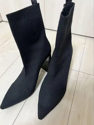 ZARA 니트 삭스 부츠 블랙 청키힐