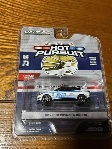 GREENLIGHT 2022 FORD MUSTANG MACH-E NYPD