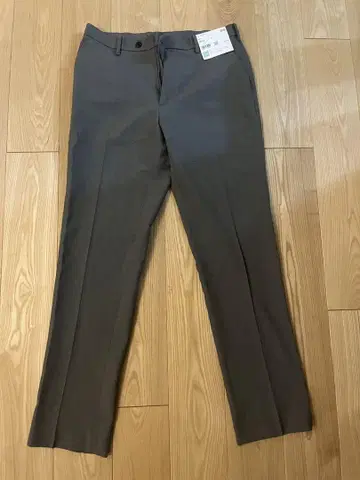 UNIQLO 그레이 슬랙스 76x76