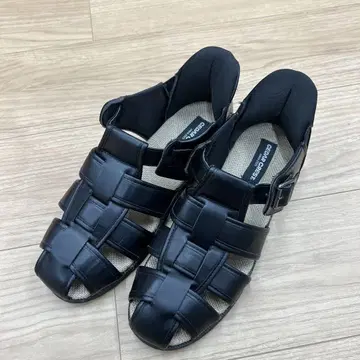 CEDAR CREST 블랙 샌들 27.0cm