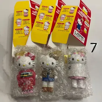 7*새상품 헬로키티전 시크릿 마스코트 참 A 3점