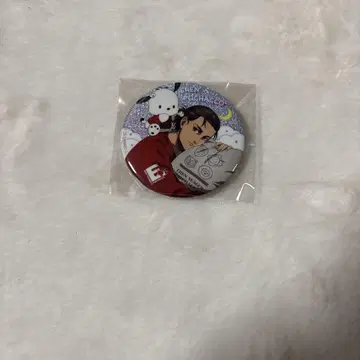 진격의 거인 x 산리오 글리터 캔뱃지 엘렌