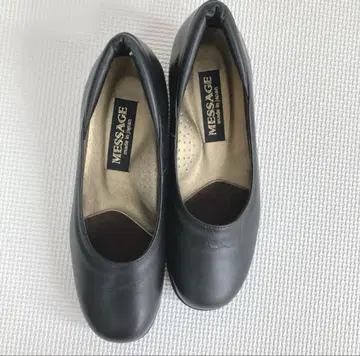 새상품급 MESSAGE 일본제 펌프스 22.5cm 블랙 플랫 통굽