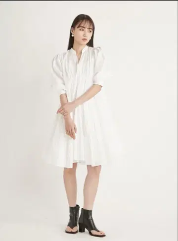 스나이델 티어드 미니 원피스