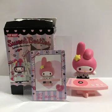 마이멜로디 피규어와 테이블 세트