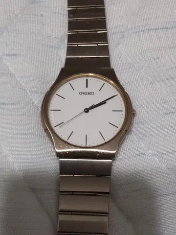 SEIKO 아날로그 손목시계 화이트/골드