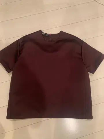 ROCHAS 버건디 새틴 상의