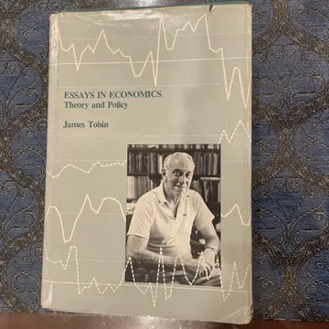 ESSAYS IN ECONOMICS James Tobin