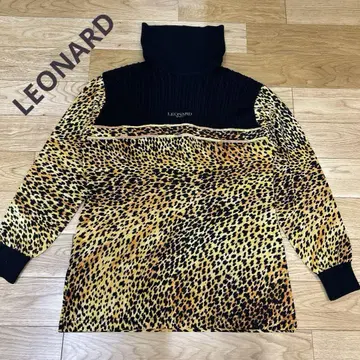레오나르 스포츠 LEONARD 터틀넥 레오파드 무늬