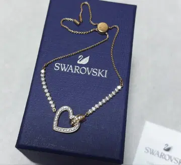 [ 내일 발송 ] Swarovski 스와로브스키 하트 팔찌