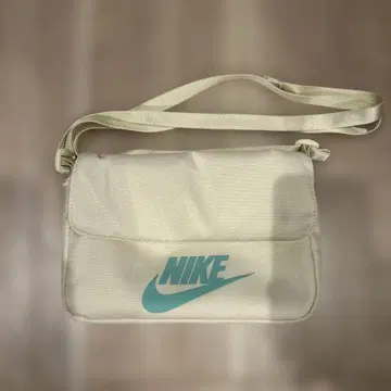 NIKE 숄더백 상태 좋음
