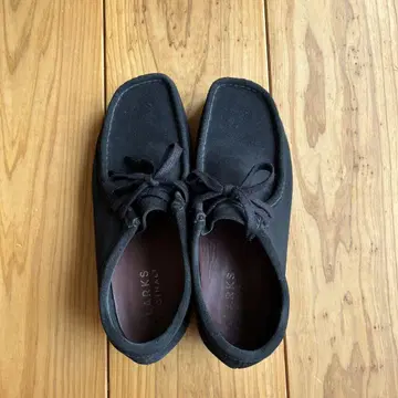 CLARKS 블랙
