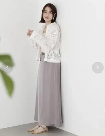 정가 11,000엔, 새틴 스트레이트 스커트 (그레이)