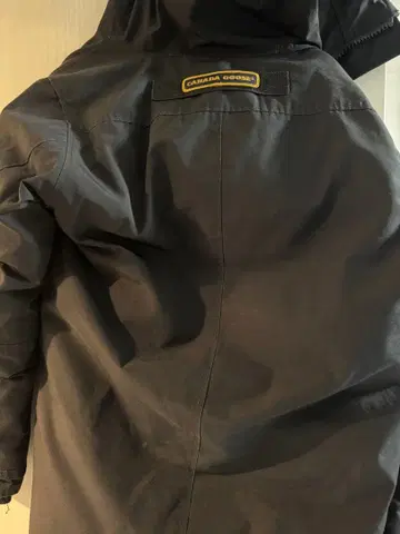 CANADA GOOSE 블랙 다운 자켓