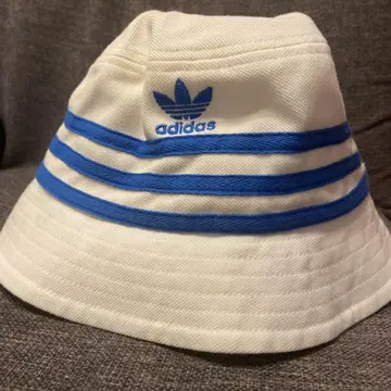 NOAH + adidas 버킷햇 화이트/블루