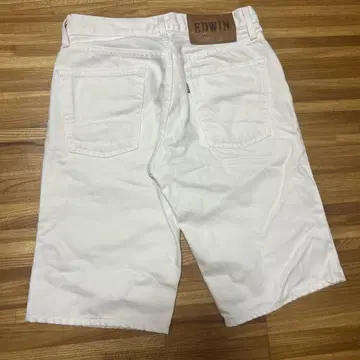 일본제 EDWIN 화이트 숏팬츠