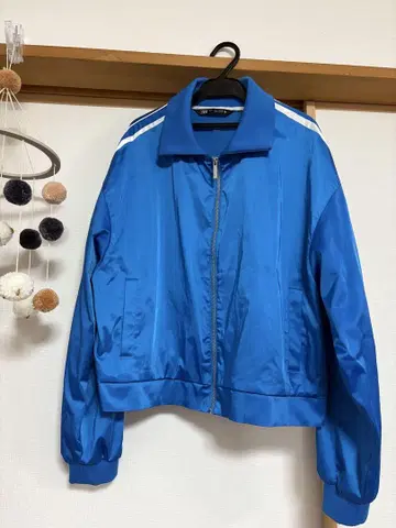 ZARA 블루 새틴 집업 라인 저리 자켓