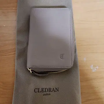 CLEDRAN 그레이 가죽 접이식 지갑