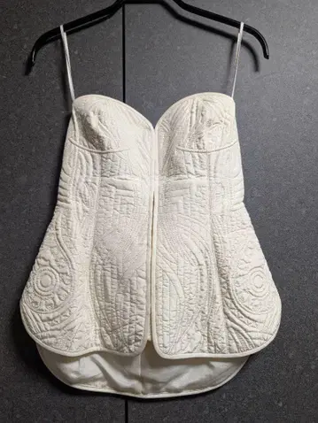 마메쿠로구치 퀼팅 뷔스티에