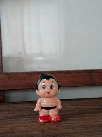 아톰 소프트 비닐 피규어 쇼와 레트로