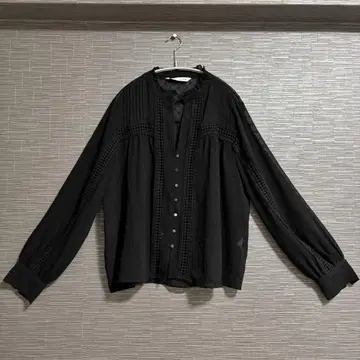 블랙 긴팔 셔츠