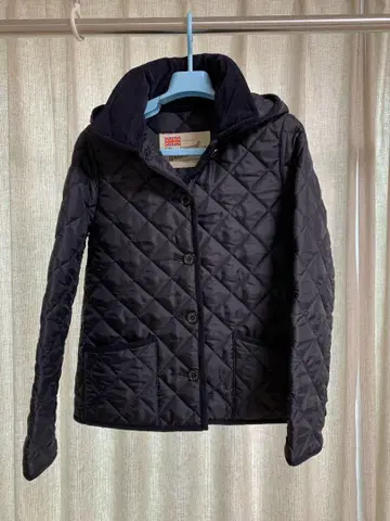 Traditional Weatherwear 퀼팅 자켓 네이비