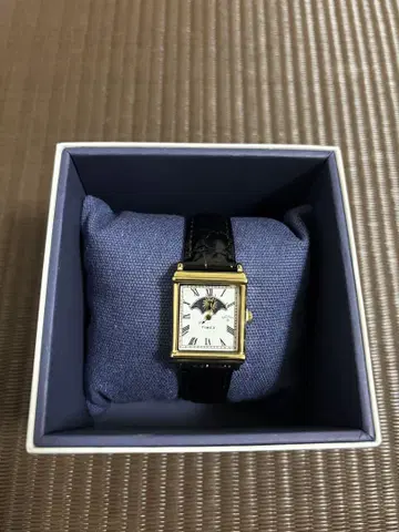 새상품 NOAH TIMEX SUN AND MOON STEEL