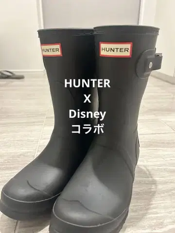 HUNTER 블랙 장화 미키마우스 패턴