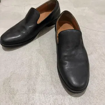 블랙 가죽 로퍼