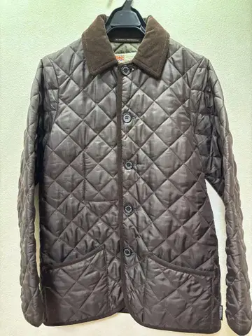 Traditional Weatherwear 브라운 퀼팅 자켓