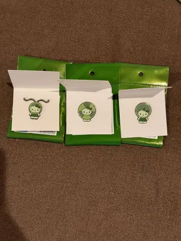 오사카 만박 키티 핀 배지 조류 3개 세트