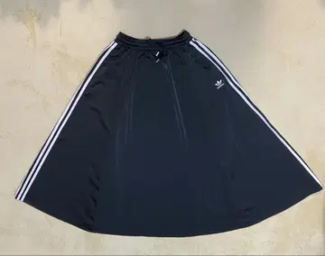 adidas 블랙 롱 스커트