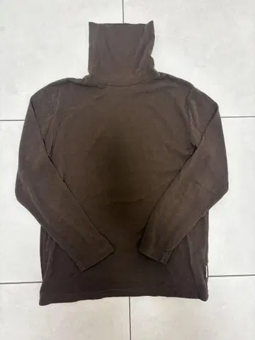 PUBLIC TOKYO 브라운 긴팔 터틀넥