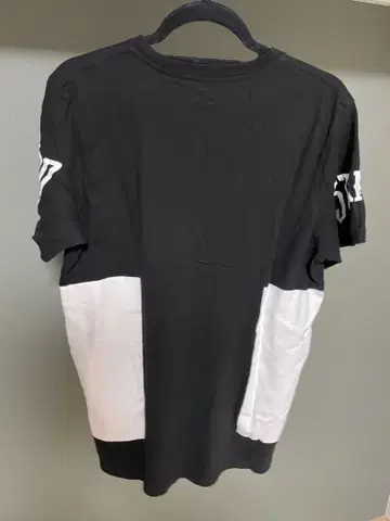 STAMPD 컬러 블록 T셔츠