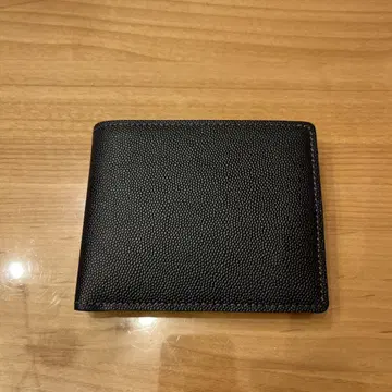 키프리스 페르라네라 이단 접이식 지갑
