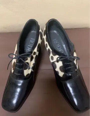 RODO 송치 신발 새상품 미사용 Made in Italy