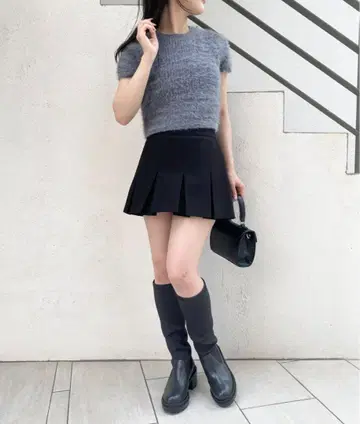 [ 새상품급 ] chico 블랙 플리츠 미니 스커트