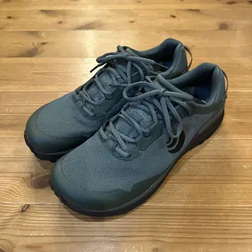 TOPO 트래버스 US9.5