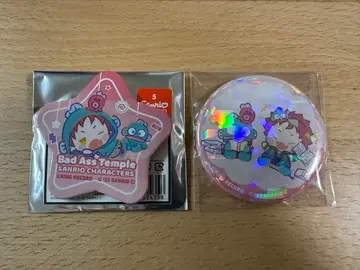 Bad Ass Temple 하라이쿠코 산리오 콜라보 캔뱃지&모찌코로링