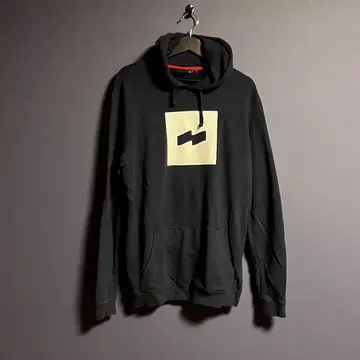 BANKS 블랙 후드티