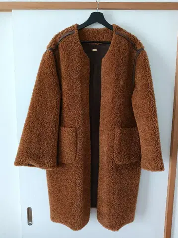 무스탕풍 코트