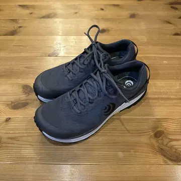 TOPO 트래버스 US9.5