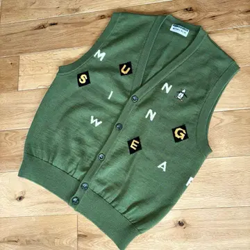 Munsingwear 오샤레한 자수&빅 로고 울 100% 니트 베스트 S