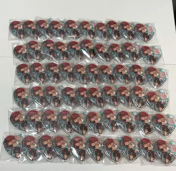 앙스타 홍월 키류 쿠로 토루파카 하트 캔뱃지 세트 60개 이타백