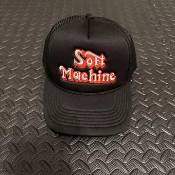 Soft Machine 블랙 트래커 캡
