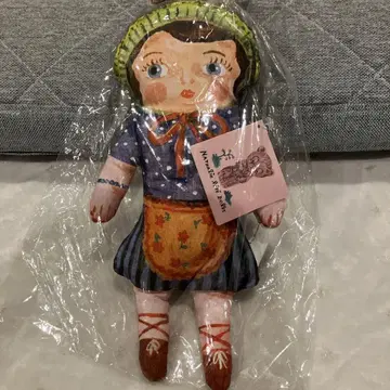 택 포함 미사용 새상품 Nathalie Lete 인형 여아