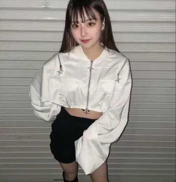 KsG 글리터 참 지퍼 MA1 자켓 화이트